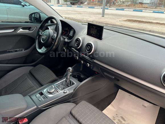 AUDİ A3-BOYASIZ-KATLANIR AYNA-RECARO KOLTUK-5 SÜRÜŞ MOD-S LİNE