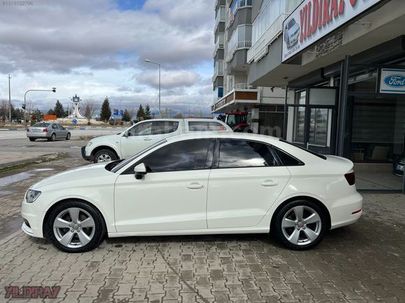 AUDİ A3-BOYASIZ-KATLANIR AYNA-RECARO KOLTUK-5 SÜRÜŞ MOD-S LİNE