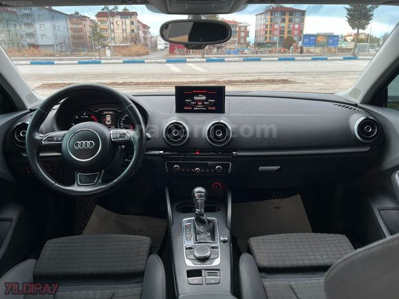 AUDİ A3-BOYASIZ-KATLANIR AYNA-RECARO KOLTUK-5 SÜRÜŞ MOD-S LİNE