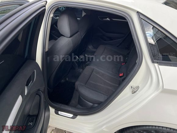 AUDİ A3-BOYASIZ-KATLANIR AYNA-RECARO KOLTUK-5 SÜRÜŞ MOD-S LİNE