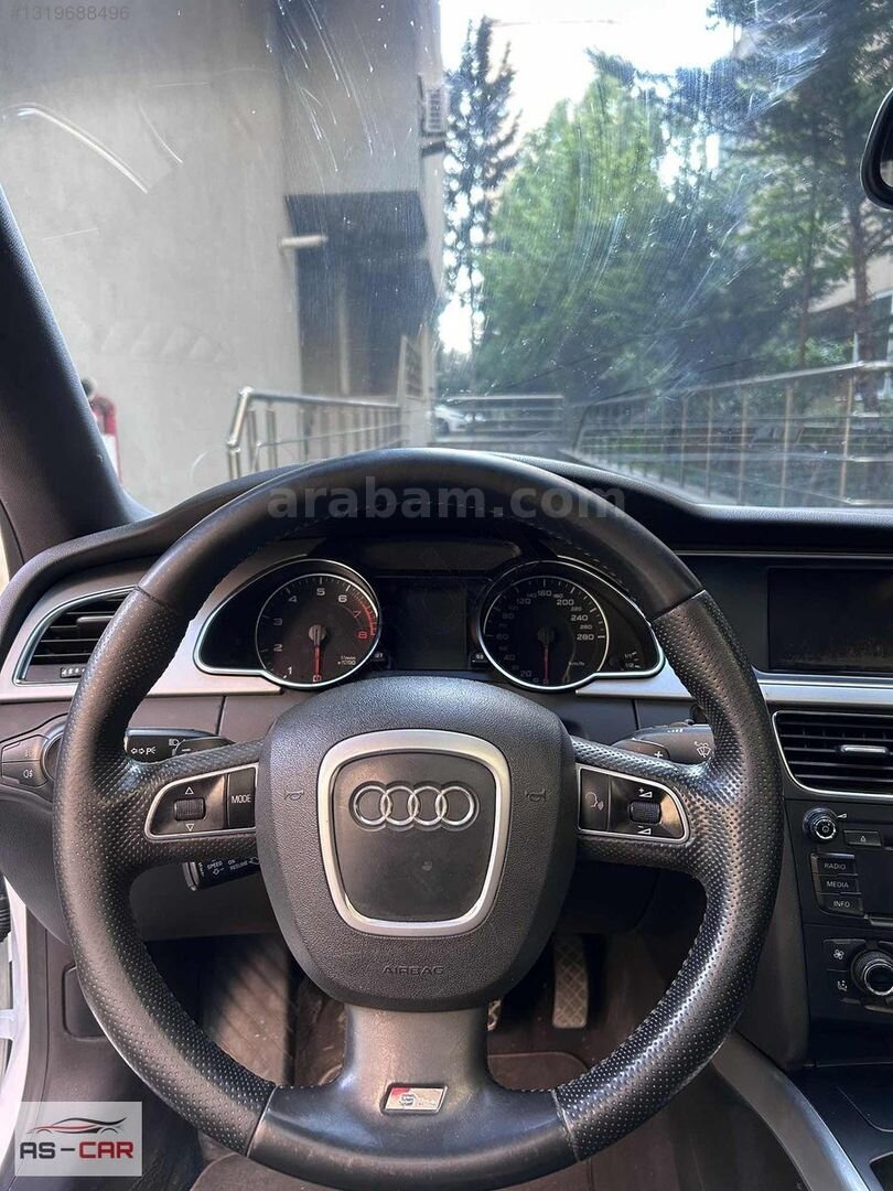 Galeriden Audi A5 Coupe 2.0 TFSI Quattro 2011 Model İstanbul 204.000 km Beyaz 7