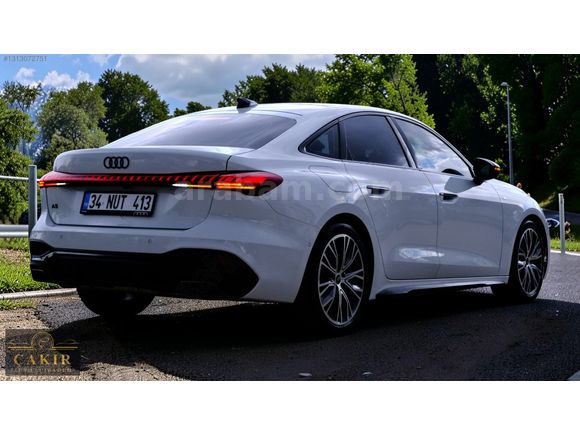 2025 MODEL 2.0 TFSİ AUDİ A5 İÇ DIŞ S-LİNE EXTRA DOLUSU