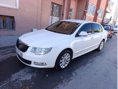 Sahibinden Skoda SuperB 1.6 TDI Comfort 2011 Model  295.000 km Beyaz