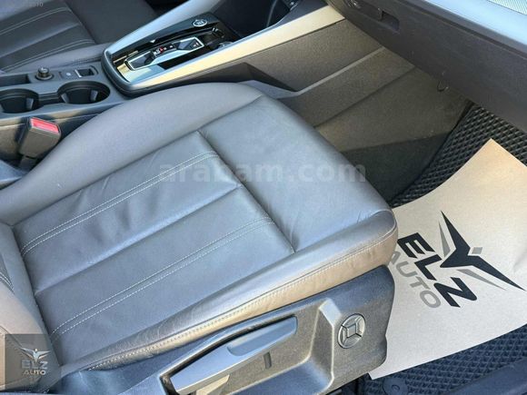ELZ AUTO 2025 AUDİ A3 SEDAN ADVANCED CAM TVN KAHVE DERİ BOYASIZ