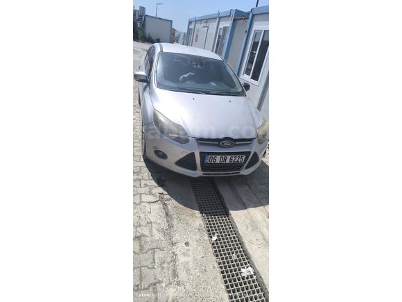 Sahibinden Ford Focus 1.6 TDCi Titanium 2012 Model   Gri (Gümüş)