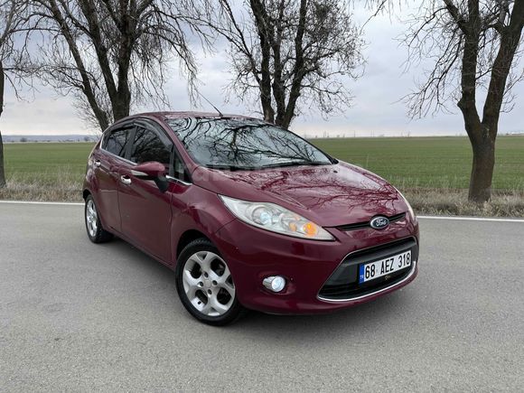 Düğün yapacağım için satılık Ford Fiesta 1.4 Titanium 2011 
