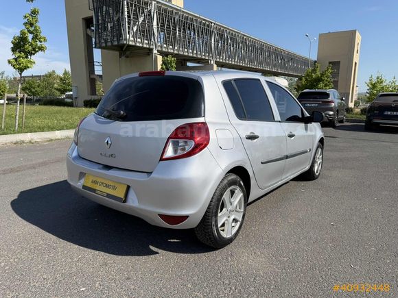 -AKIN OTOMOTİV- DEĞİŞENSİZ 5 PARÇA BOYALI MASRAFSIZ CLİO III