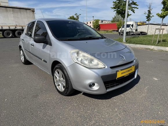 -AKIN OTOMOTİV- DEĞİŞENSİZ 5 PARÇA BOYALI MASRAFSIZ CLİO III