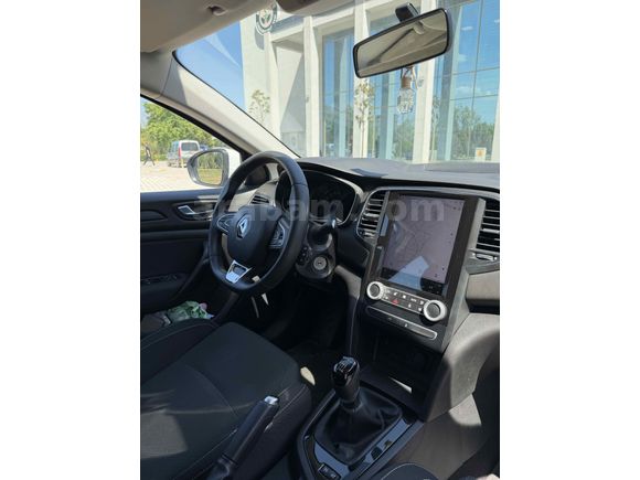 1.3TCE MEGANE 4 