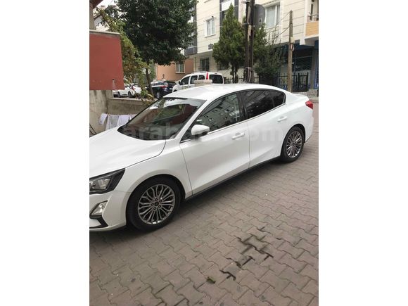 Sahibinden Ford Focus 1.5 TDCi Titanium 2021 Model 