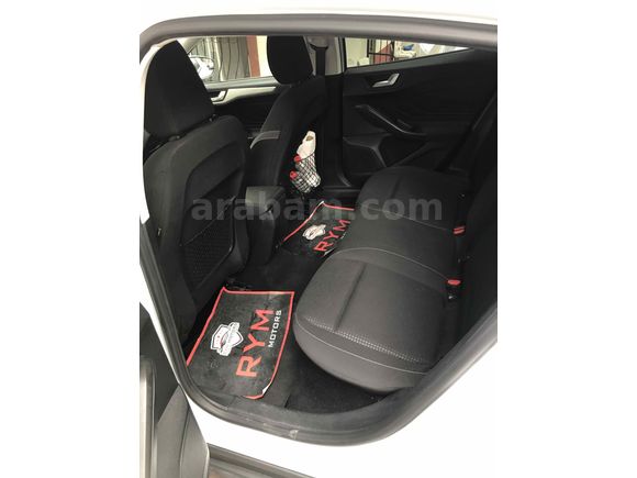 Sahibinden Ford Focus 1.5 TDCi Titanium 2021 Model 