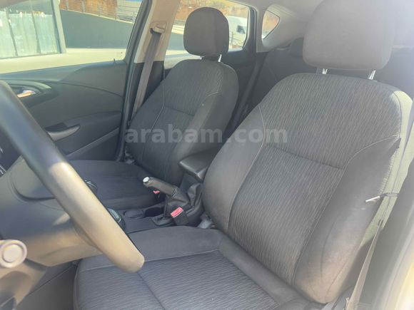 BEYOĞLU 2015 Opel Astra 1.6 Edition 2015