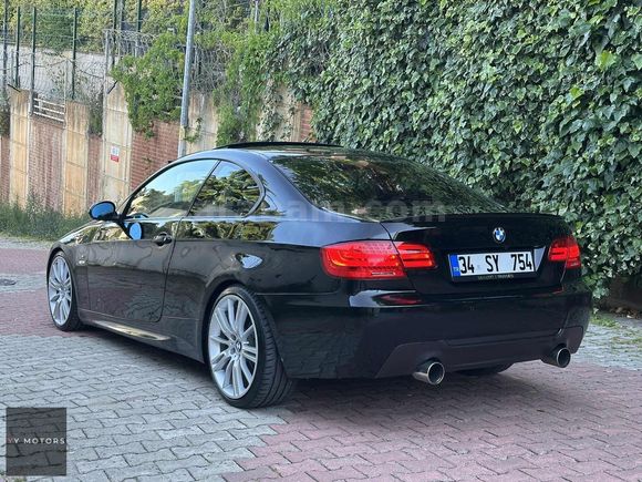 BMW 320İ COUPE SURNOOF OTOMATİK BAKIMLI
