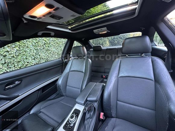 BMW 320İ COUPE SURNOOF OTOMATİK BAKIMLI