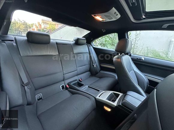 BMW 320İ COUPE SURNOOF OTOMATİK BAKIMLI