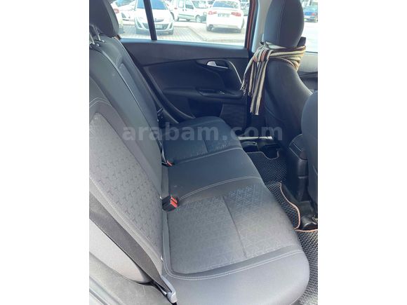 Sahibinden Fiat Egea Cross 1.4 Fire Urban 2021 Model 