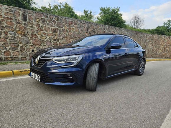 Sahibinden Renault Megane 1.3 TCe Icon 2023 Model 