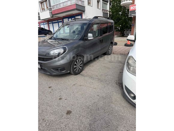 Sahibinden Fiat Doblo Combi 1.6 Multijet Premio Plus 2022 Model 