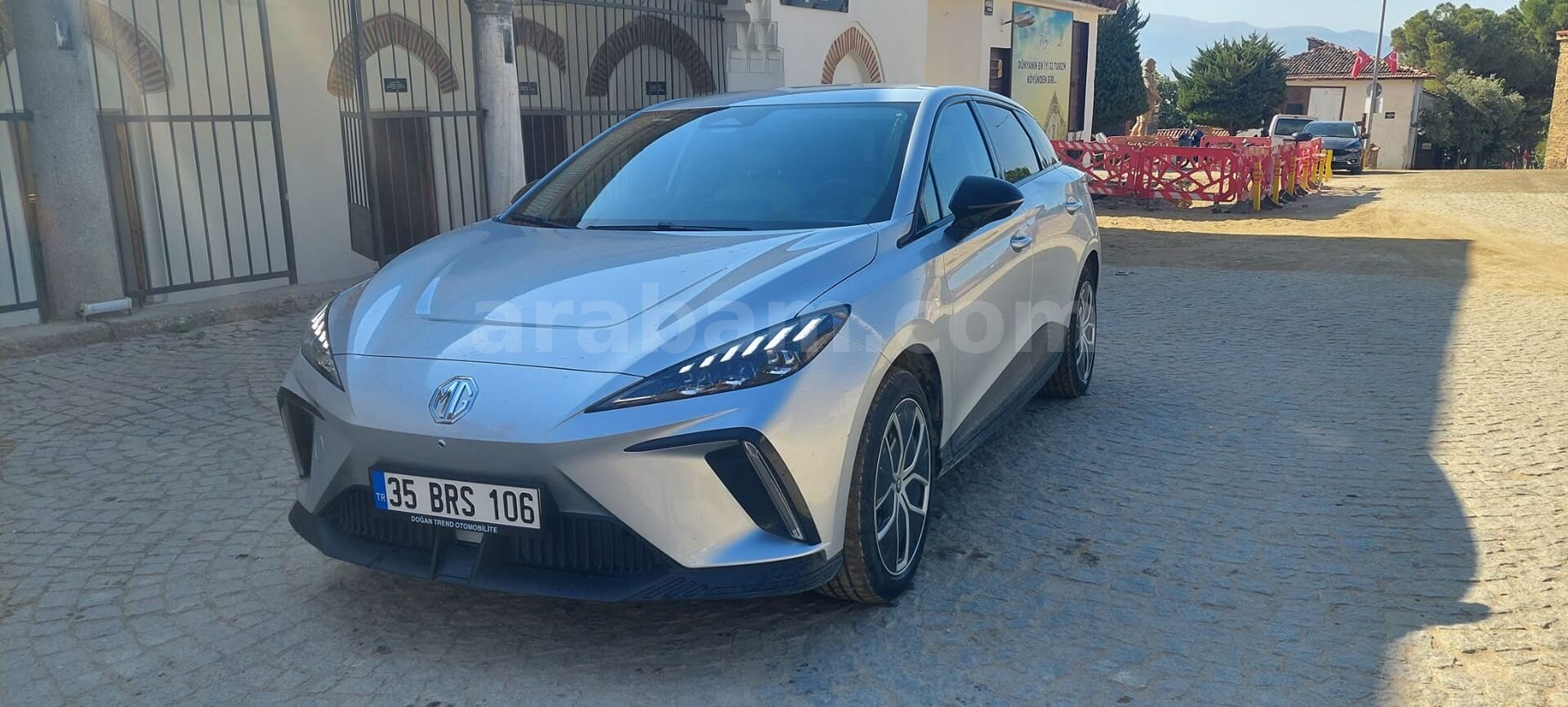 Sahibinden MG MG4 Luxury 2023 Model İzmir 66.000 km Gri 1