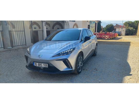 İLK SAHİBİNDEN TEMİZ KAZASIZ MG4 LUXURY