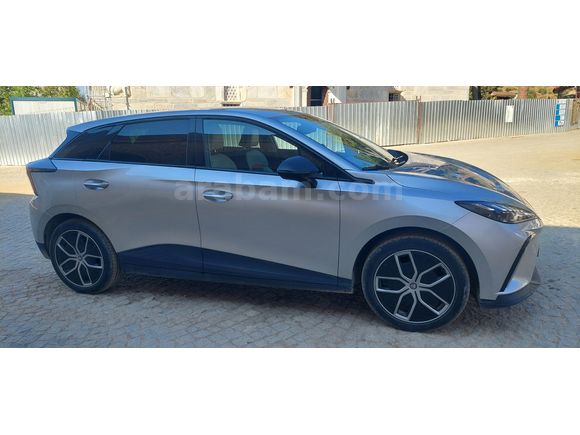 İLK SAHİBİNDEN TEMİZ KAZASIZ MG4 LUXURY