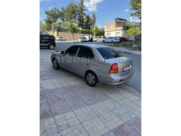 Sahibinden Hyundai Accent 1.6 Admire 2005 Model 