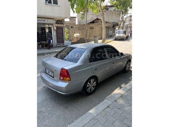 Sahibinden Hyundai Accent 1.6 Admire 2005 Model 