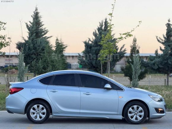2019 MODEL HATASIZ BOYASIZ OPEL ASTRA 1,4T EDİTİON PLUS DÜŞÜK KM