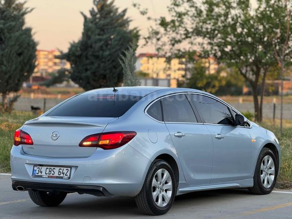 2019 MODEL HATASIZ BOYASIZ OPEL ASTRA 1,4T EDİTİON PLUS DÜŞÜK KM