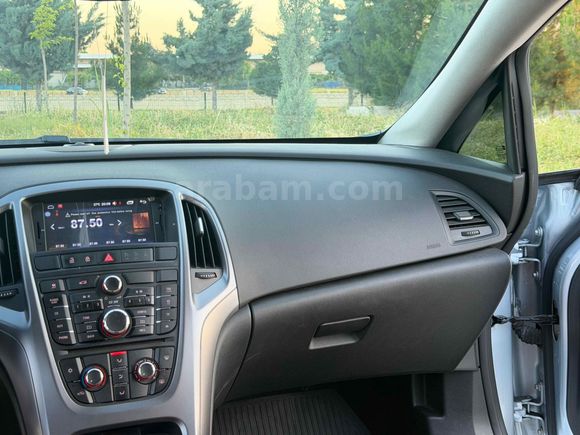 2019 MODEL HATASIZ BOYASIZ OPEL ASTRA 1,4T EDİTİON PLUS DÜŞÜK KM