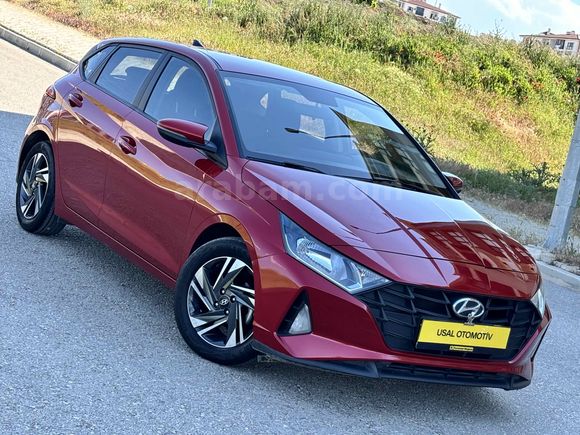 HYUNDAİ İ 20 STYLE PAKET HATASIZ BOYASIZ OTOMOTİK VİTES 