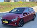 HYUNDAİ İ 20 STYLE PAKET HATASIZ BOYASIZ OTOMOTİK VİTES 