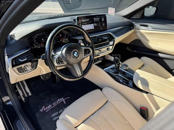 Osman Özbek Otomotiv 2022 Model 520İ 50 Yıl 72.000 Km de Hatasız