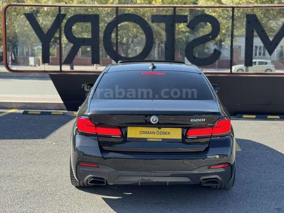 Osman Özbek Otomotiv 2022 Model 520İ 50 Yıl 72.000 Km de Hatasız
