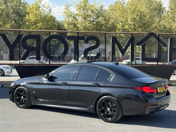 Osman Özbek Otomotiv 2022 Model 520İ 50 Yıl 72.000 Km de Hatasız