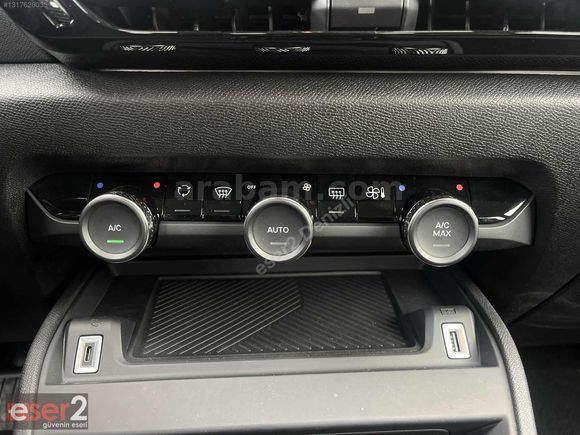 ESER2 DENİZLİ 2025 CITROEN C4-X 1,2 YOU YENİ KASA YENİ LOGO ORJ.