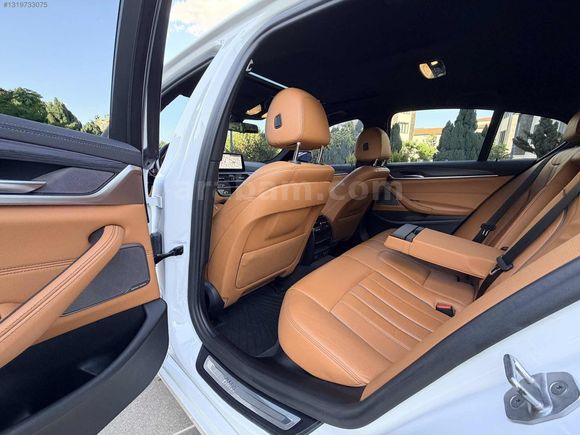 2020 520i LUXURY LİNE HATASIZ BOYASIZ 118BİNDE İÇİ TABA