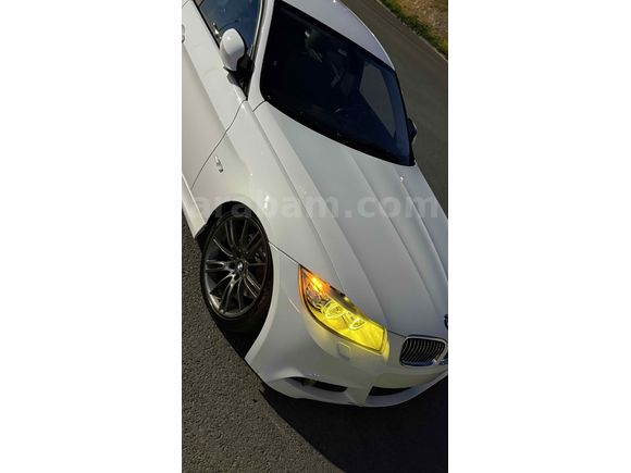 Sahibinden BMW 3 Serisi 320d Comfort 2011 Model  223.000 km Beyaz