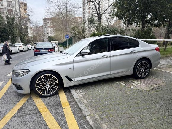 BOYASIZ 18 ÇIKŞ BMW 520i SPORTLİNE+KÖR NOKTA+NEX100+TABA