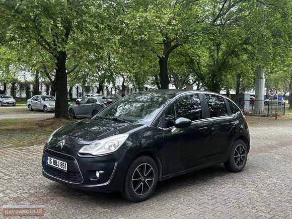 2011 model C3 1.4 hdi DEĞİŞENSİZ MOTOR YÜRÜYEN MÜKEMMEL