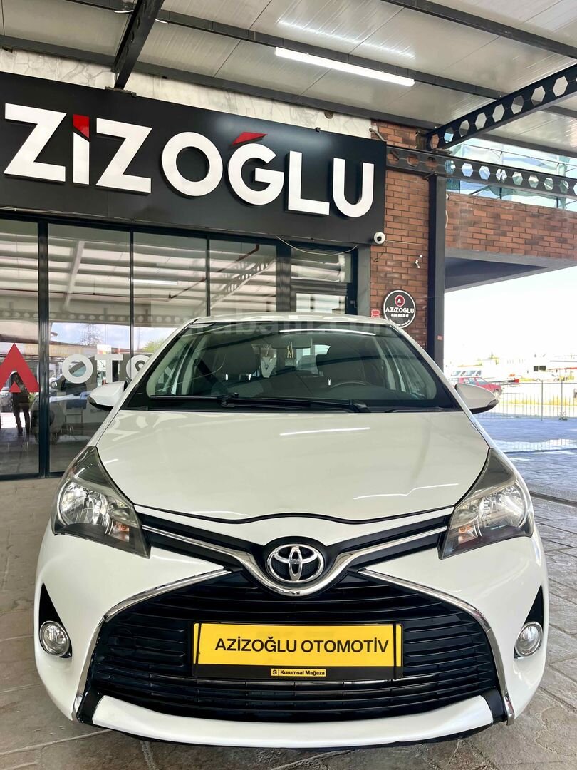 Galeriden Toyota Yaris 1.33 Fun Special 2015 Model Eskişehir 149.500 km Beyaz 3