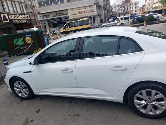 2021 model dizel otomatik Sahibinden Renault Megane 1.5 dCi Touch 2021 Model İstanbul