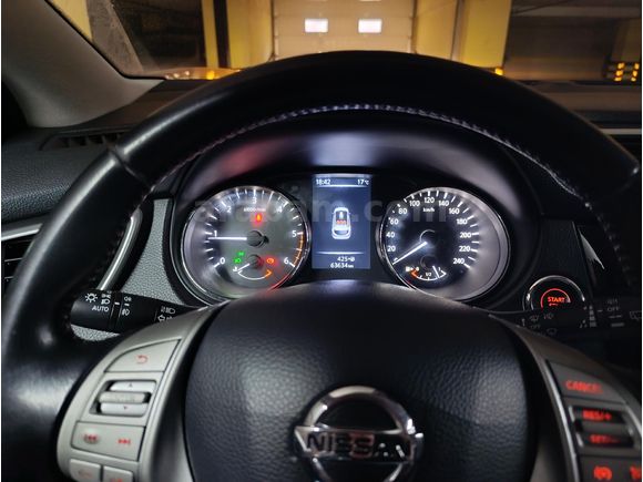 Sahibinden Nissan Qashqai 1.5 dCi Black Edition 2015 Model  63.100 km Beyaz
