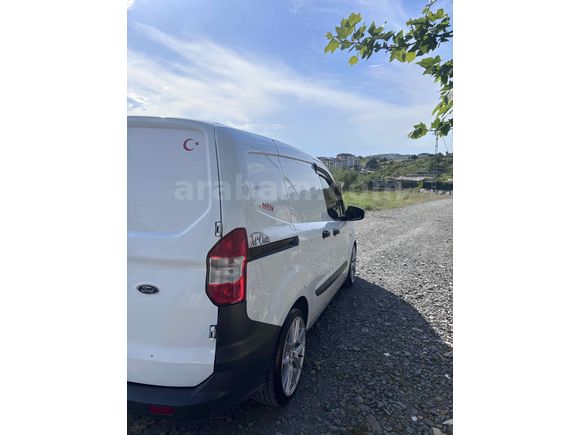 Sahibinden Ford Transit Courier 1.5 TDCi Trend 2022 Model 