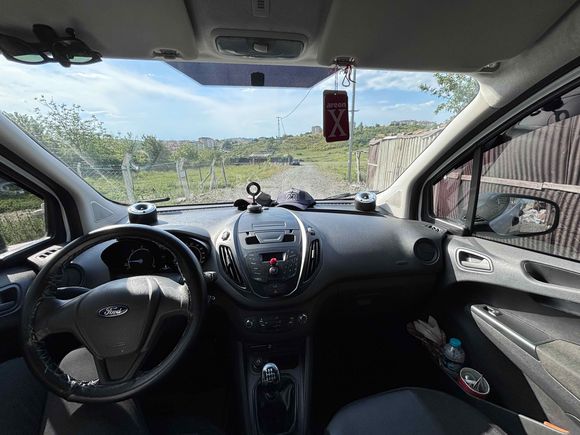 Sahibinden Ford Transit Courier 1.5 TDCi Trend 2022 Model 