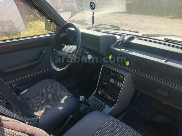 Sahibinden Renault R 9 1.4 Broadway 1995 Model  252.000 km Beyaz