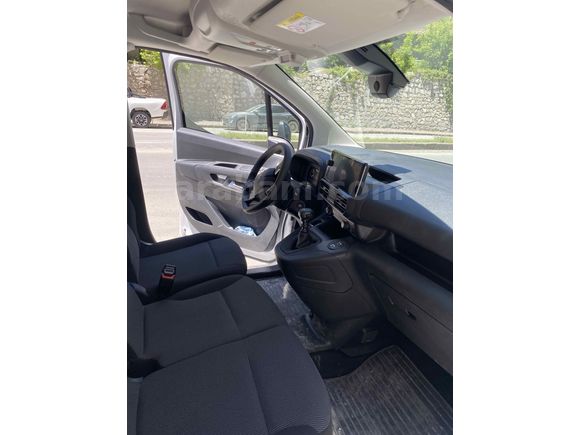 Sahibinden Opel Combo Life 1.5 D Edition 2025 Model 