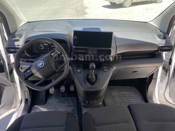 Sahibinden Opel Combo Life 1.5 D Edition 2025 Model 
