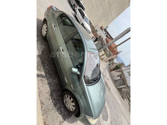 Sahibinden Renault Megane 2 orijinal değişensi 