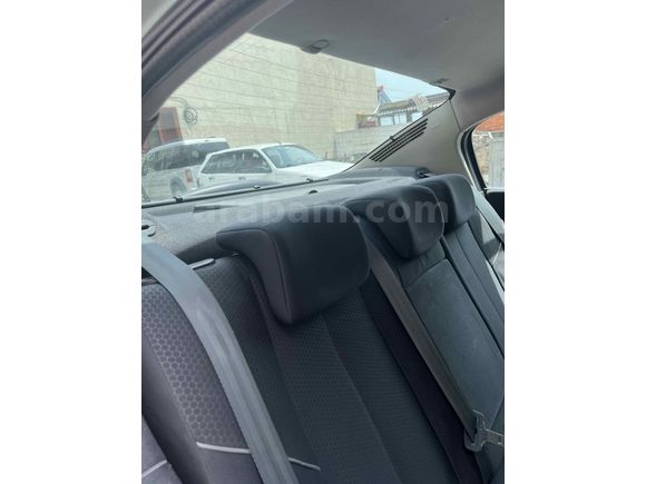 Sahibinden Renault Megane 2 orijinal değişensi 